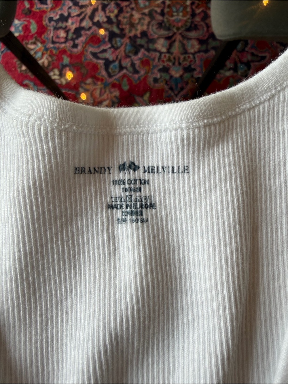 White Ribbed V-Neck Tee - Picture 2 of 3
